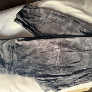 Lululemon Gray Camo Leggings